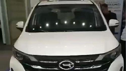 夫妻俩晒国产车视频,夫妻俩晒车视频，展现民族汽车魅力